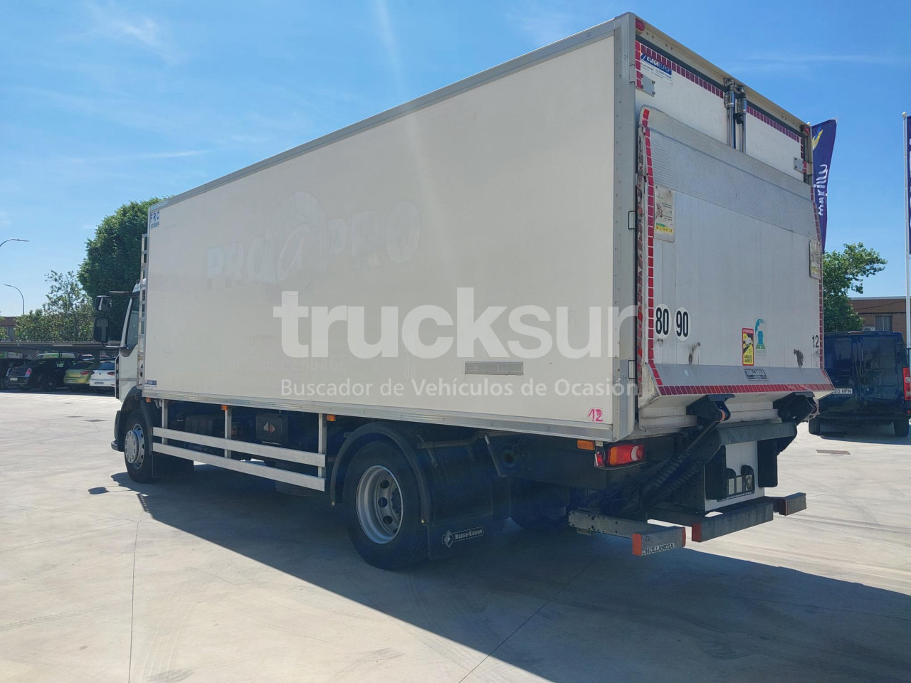 RENAULT D280 - Camião frigorífico: foto 3 RENAULT D280 - Camião frigorífico: foto 3