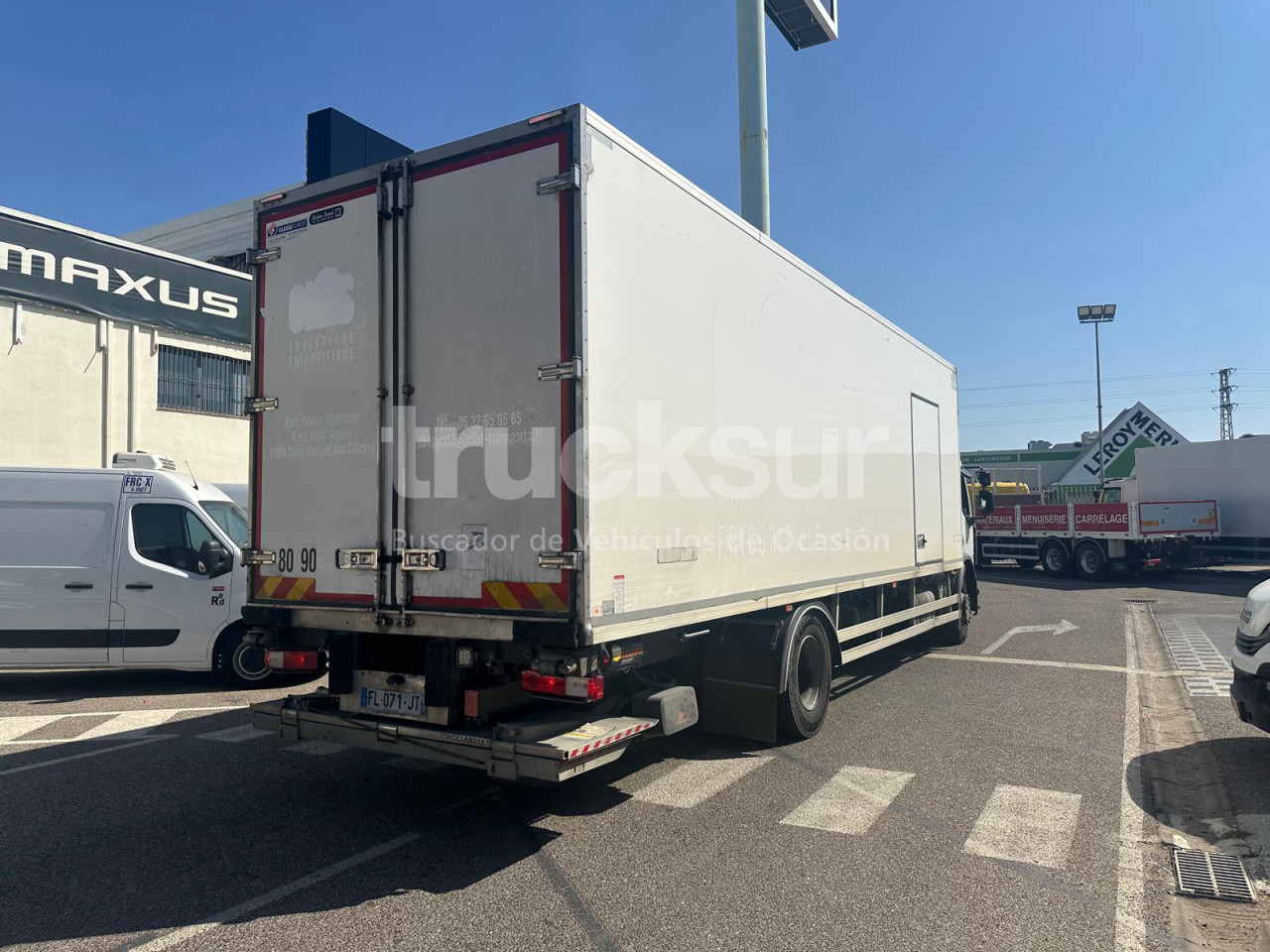 RENAULT D320.18 - Camião frigorífico: foto 3 RENAULT D320.18 - Camião frigorífico: foto 3