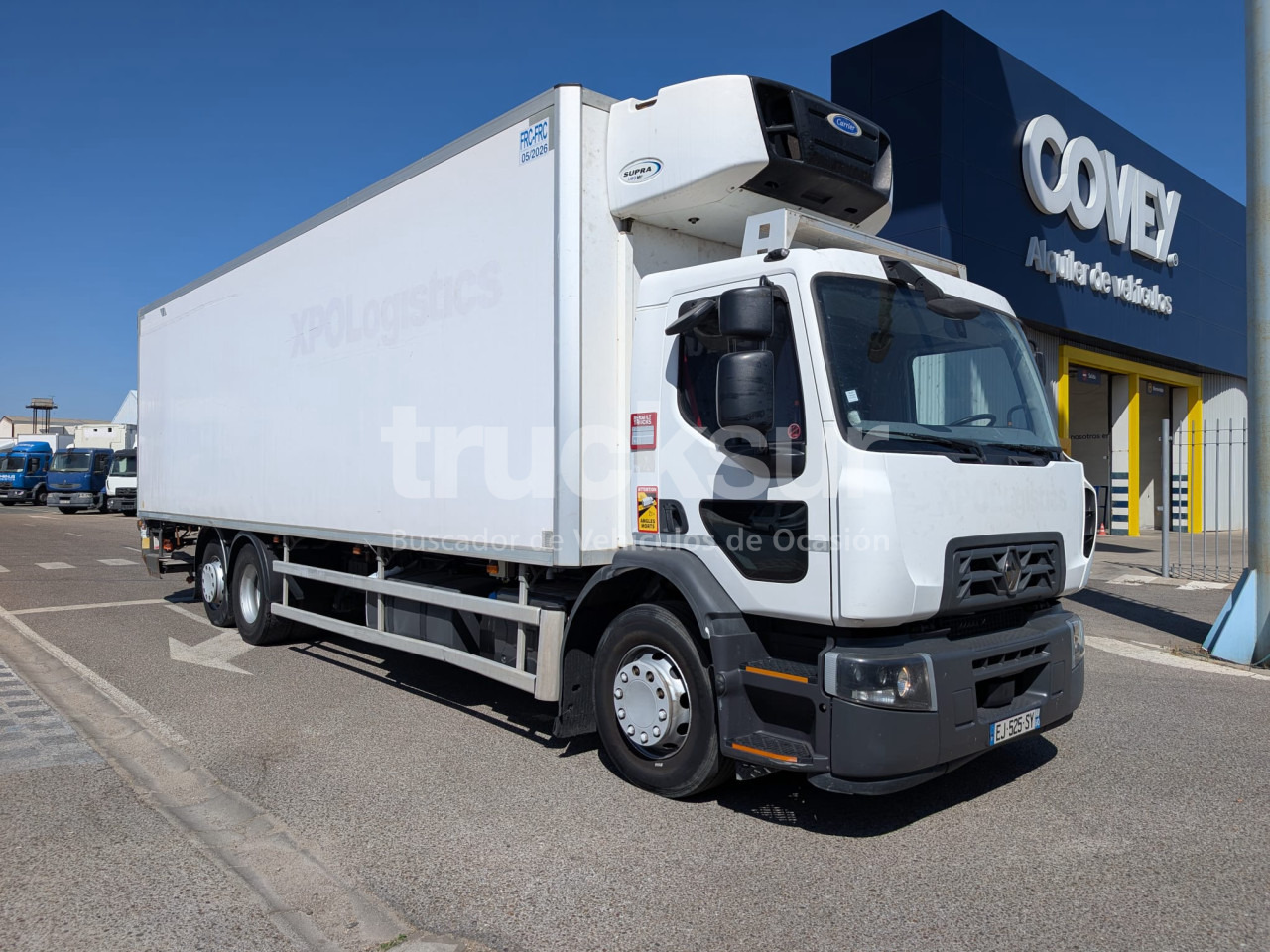RENAULT D320.26 ejes 6x2*4 - Camião frigorífico: foto 2 RENAULT D320.26 ejes 6x2*4 - Camião frigorífico: foto 2