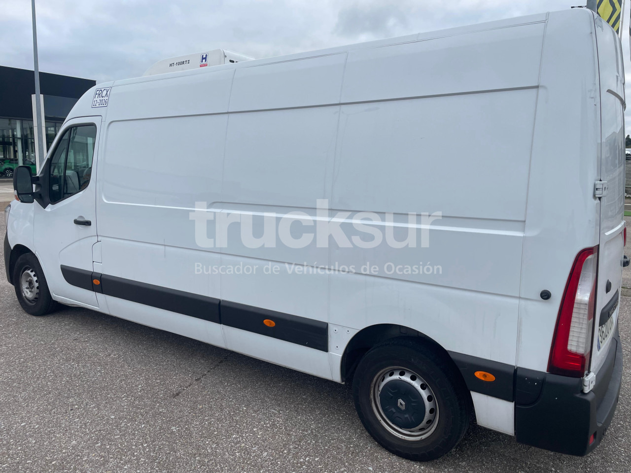 RENAULT MASTER 130.35 FRC-X - Carrinha de contentor: foto 4 RENAULT MASTER 130.35 FRC-X - Carrinha de contentor: foto 4