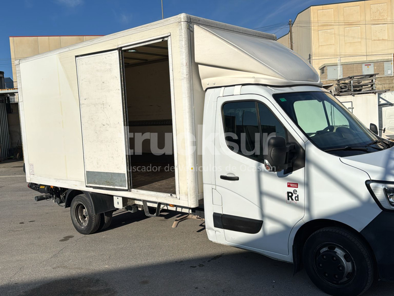 RENAULT MASTER 165.35 GV P/E - Carrinha de contentor: foto 3 RENAULT MASTER 165.35 GV P/E - Carrinha de contentor: foto 3