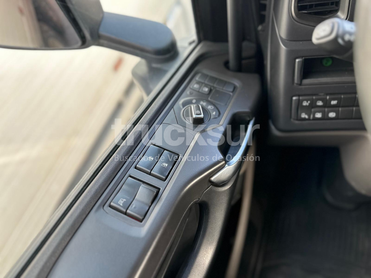 Locação financeira de SCANIA R450.18 SCANIA R450.18: foto 37
