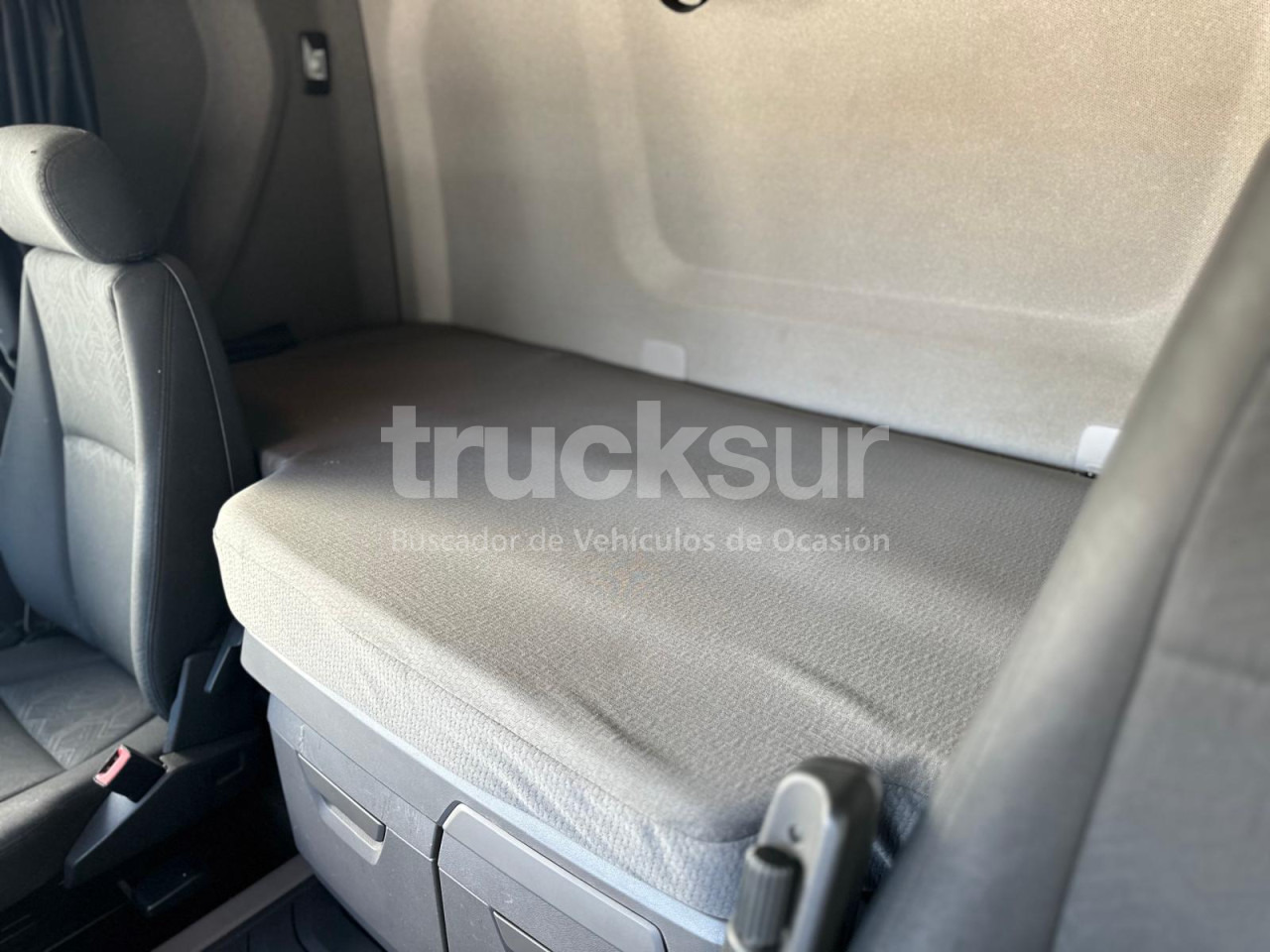 Locação financeira de SCANIA R450.18 SCANIA R450.18: foto 32
