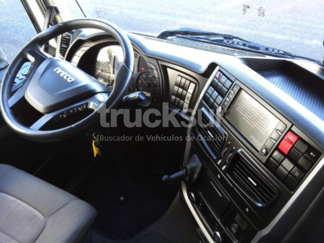 Locação financeira de IVECO STRALIS AS440S48T/P ADR IVECO STRALIS AS440S48T/P ADR: foto 7
