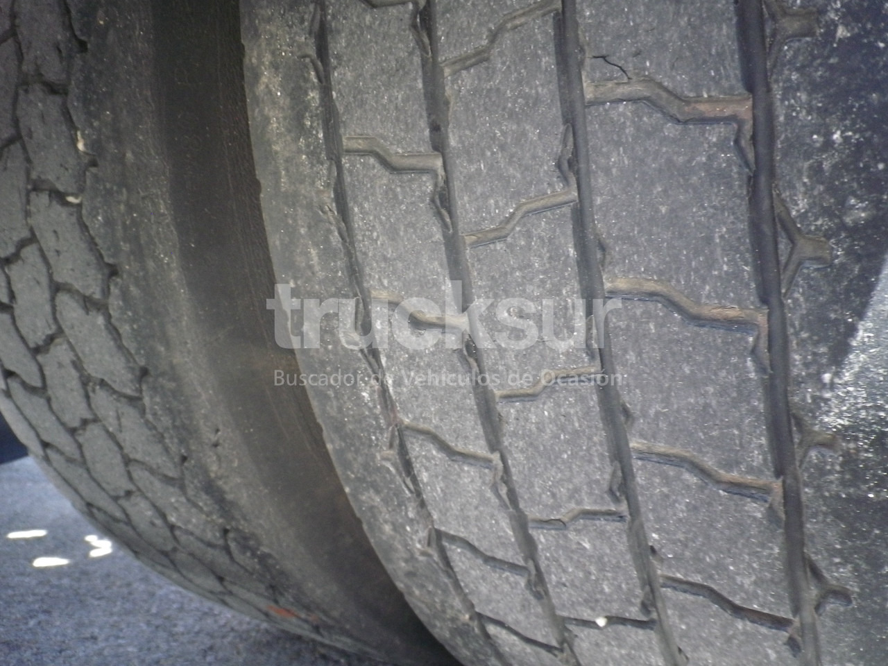 Tractor RENAULT T440 SLEEPER CAB: foto 13