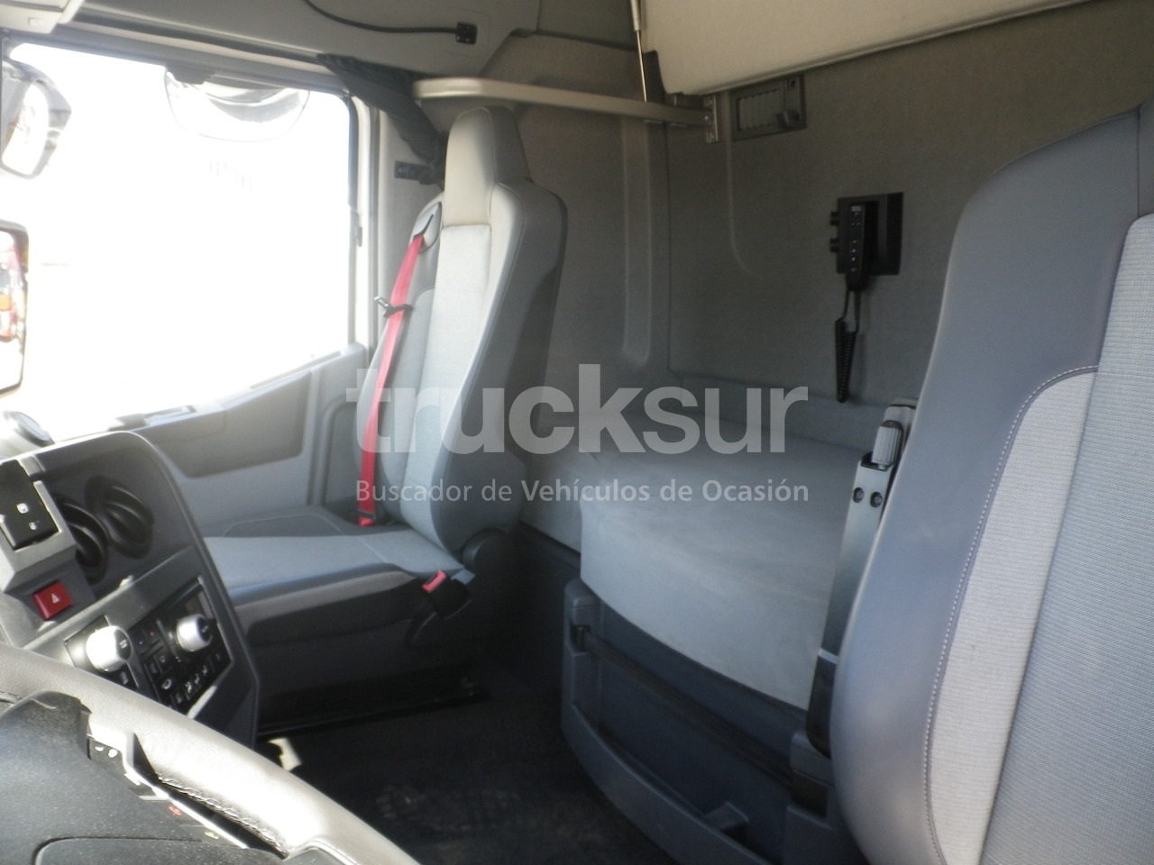 Tractor RENAULT T440 SLEEPER CAB: foto 8