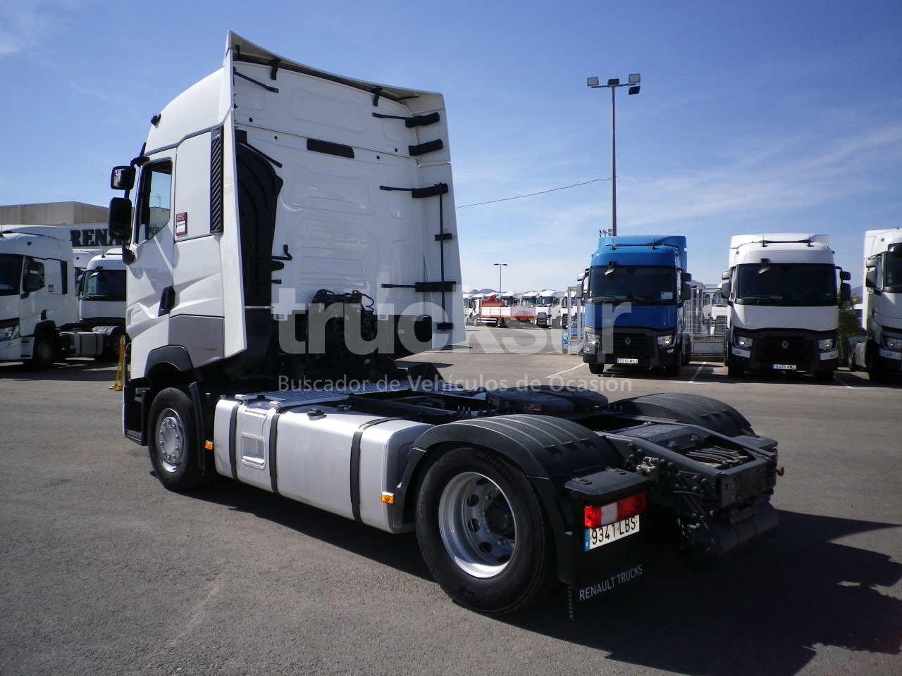 RENAULT T520 HIGH SLEEPER CAB - Tractor: foto 4 RENAULT T520 HIGH SLEEPER CAB - Tractor: foto 4