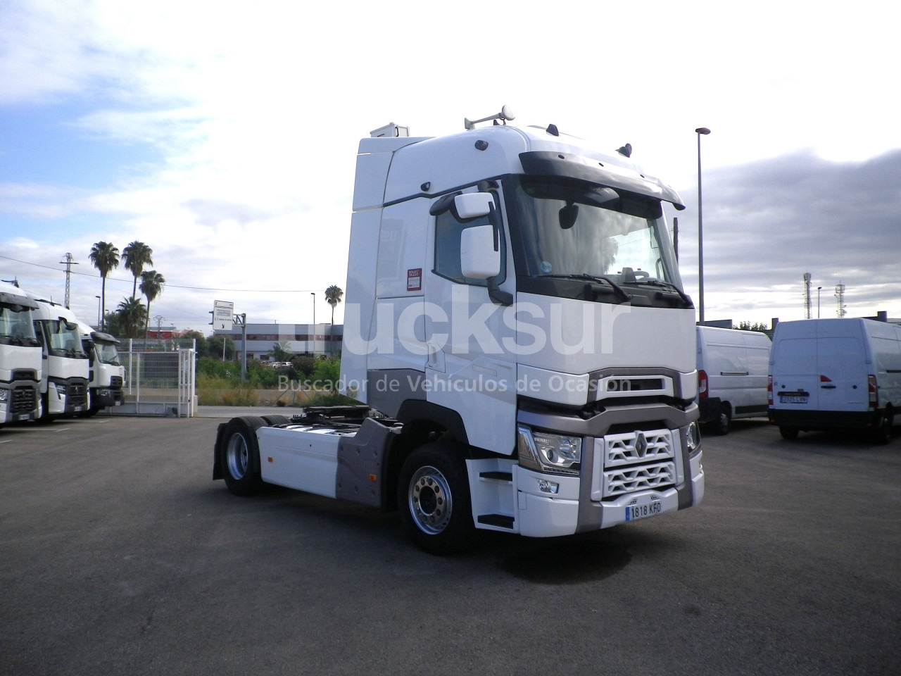RENAULT T520 HIGH SLEEPER CAB - Tractor: foto 3 RENAULT T520 HIGH SLEEPER CAB - Tractor: foto 3