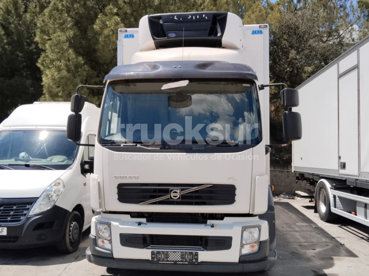 VOLVO FL290 - Camião frigorífico: foto 2 VOLVO FL290 - Camião frigorífico: foto 2