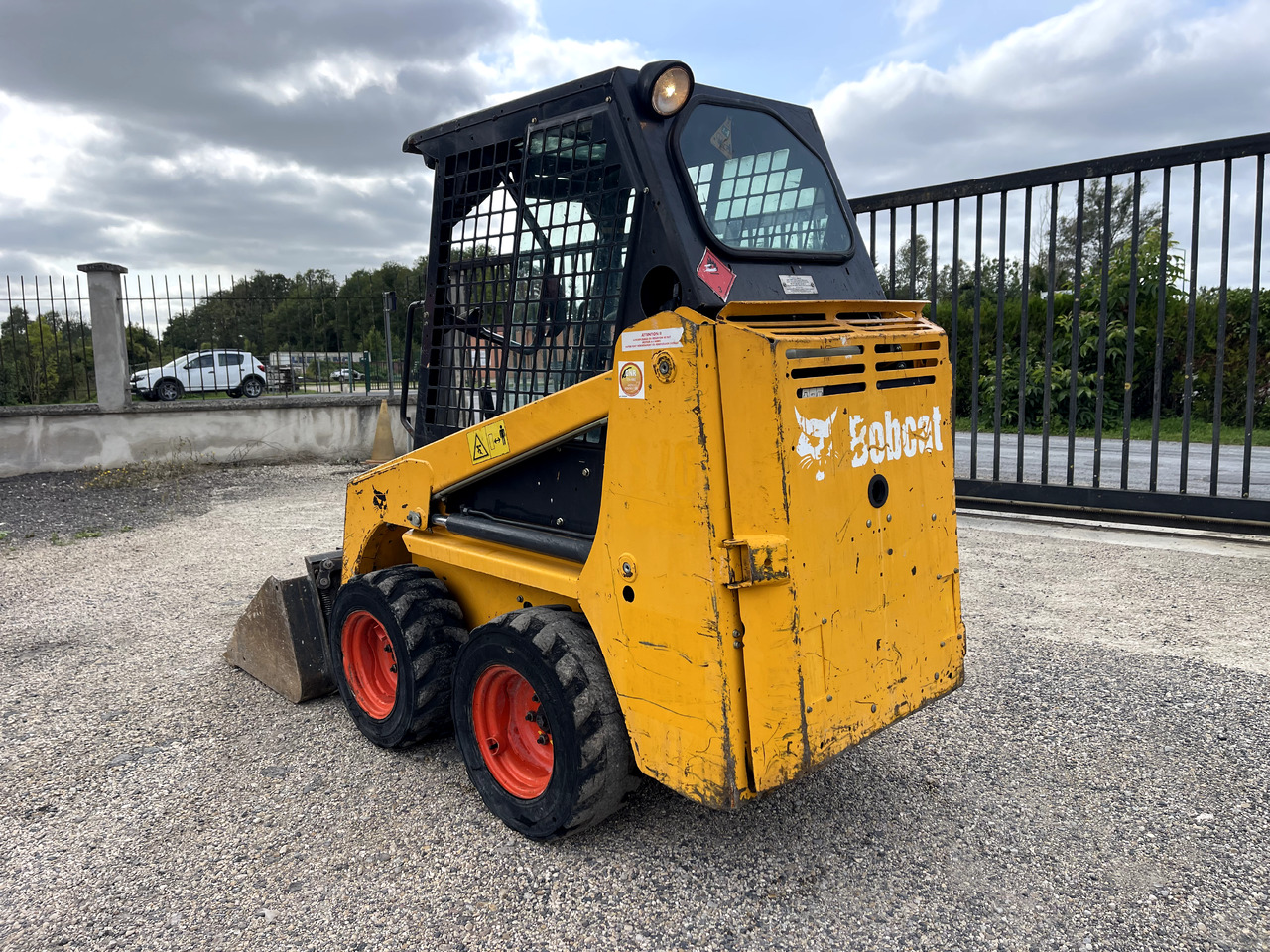 BOBCAT S70 - Mini pá carregadora: foto 3 BOBCAT S70 - Mini pá carregadora: foto 3