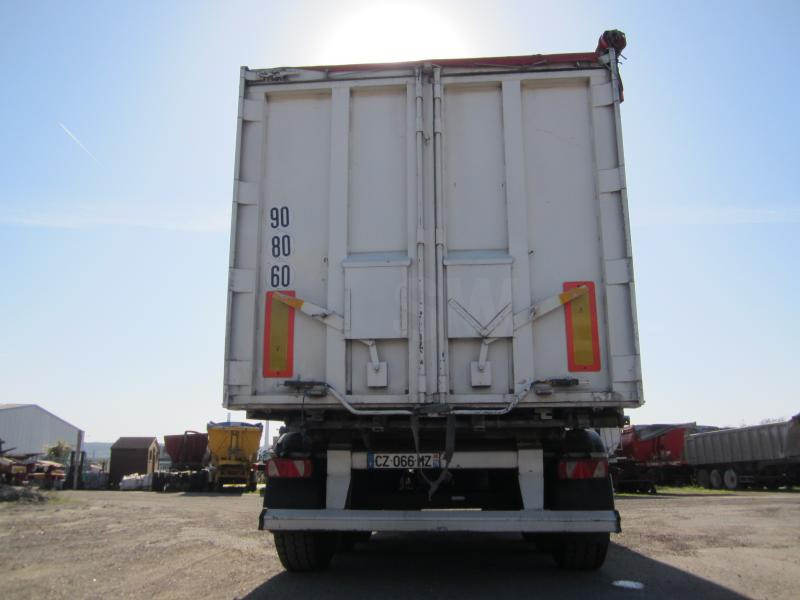 Semi-reboque basculante para transporte de materiais a granel Benalu: foto 11