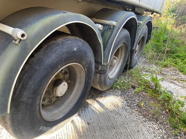 GT TRAILERS - Semi-reboque basculante: foto 3 GT TRAILERS - Semi-reboque basculante: foto 3