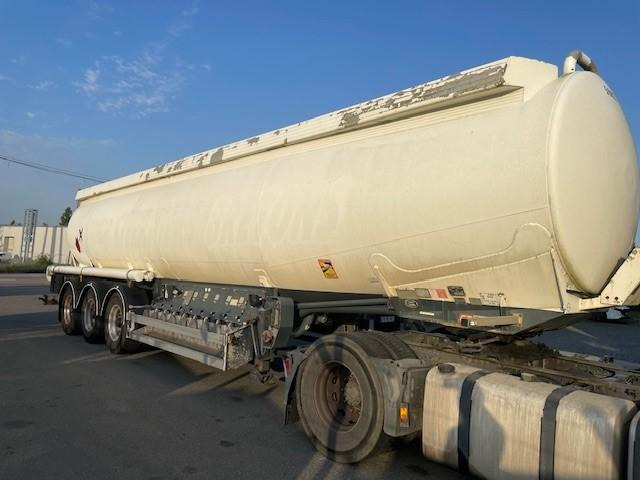 General Trailers - Semi-reboque cisterna: foto 2 General Trailers - Semi-reboque cisterna: foto 2