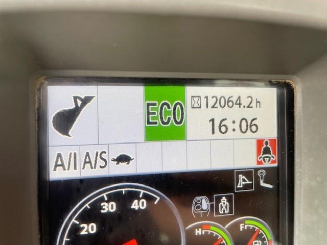 Escavadeira de rodas Hitachi ZX140W-5B: foto 10