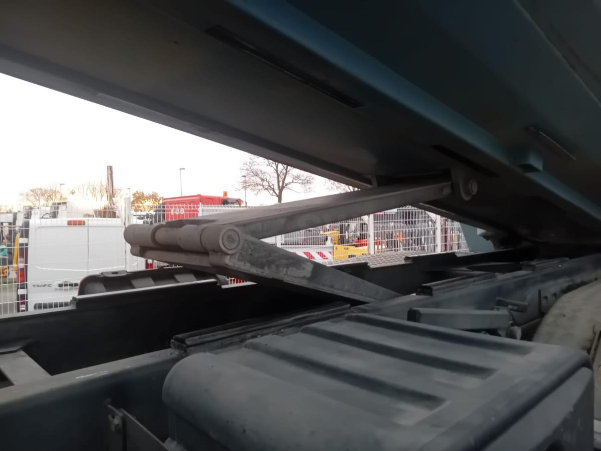 Mercedes Arocs 4143 - Camião basculante: foto 4 Mercedes Arocs 4143 - Camião basculante: foto 4