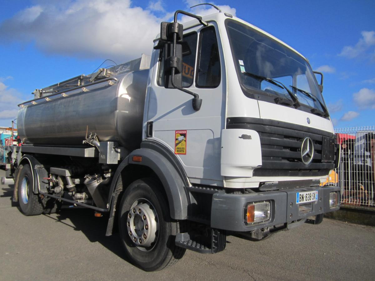 Mercedes SK 2024 - Camião cisterna: foto 2 Mercedes SK 2024 - Camião cisterna: foto 2
