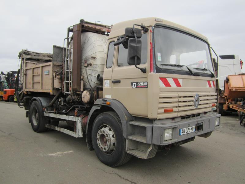 Renault G 270 - Camião cisterna: foto 2 Renault G 270 - Camião cisterna: foto 2