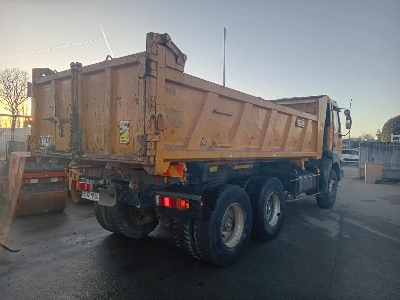 Renault Kerax 340 - Camião basculante: foto 4 Renault Kerax 340 - Camião basculante: foto 4