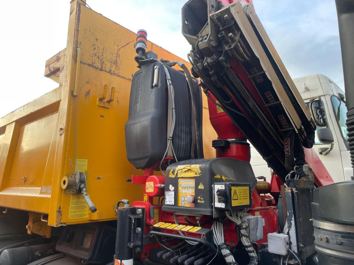 Renault Kerax 370 DCI - Camião basculante: foto 3 Renault Kerax 370 DCI - Camião basculante: foto 3