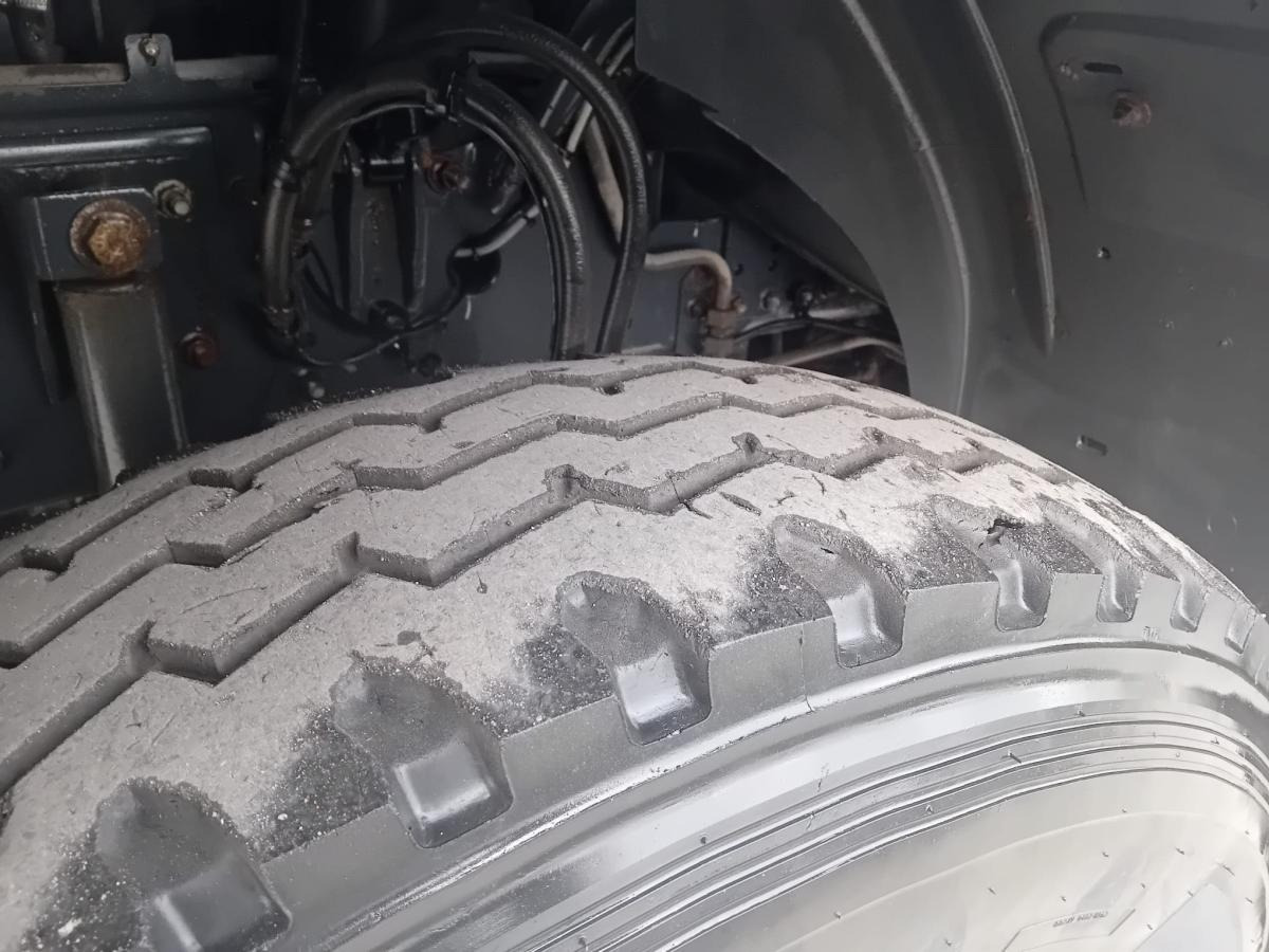 Renault Kerax 430 DXI - Camião multibenne: foto 4 Renault Kerax 430 DXI - Camião multibenne: foto 4