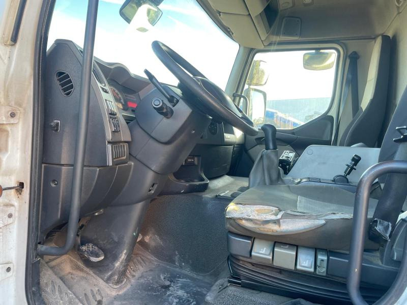 Renault Premium 270 DXI - Camião de lona: foto 5 Renault Premium 270 DXI - Camião de lona: foto 5
