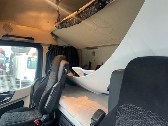Tractor Mercedes Actros 1845: foto 7
