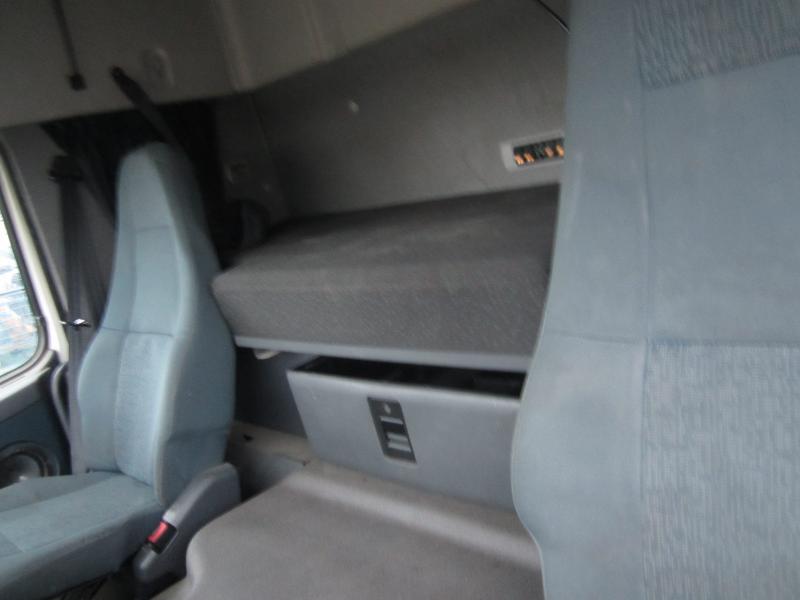 Tractor Volvo FM 450: foto 11