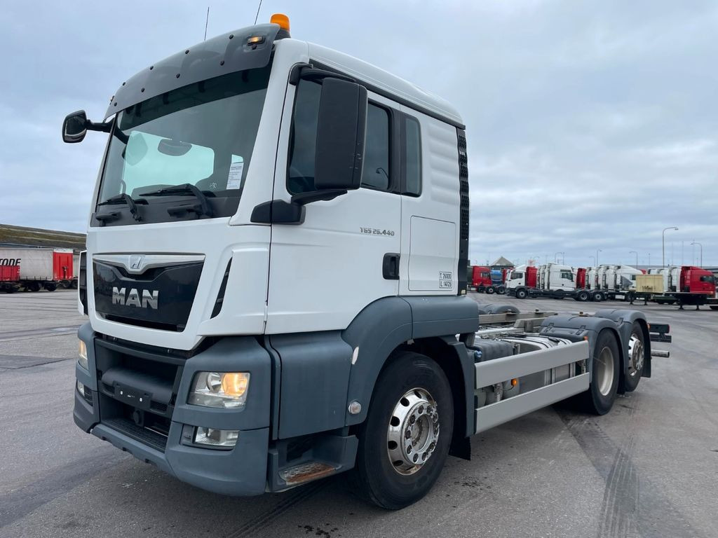 MAN TGS 26.440 6x2*4 Euro 6 Chassis ADR - Camião chassi: foto 1 MAN TGS 26.440 6x2*4 Euro 6 Chassis ADR - Camião chassi: foto 1