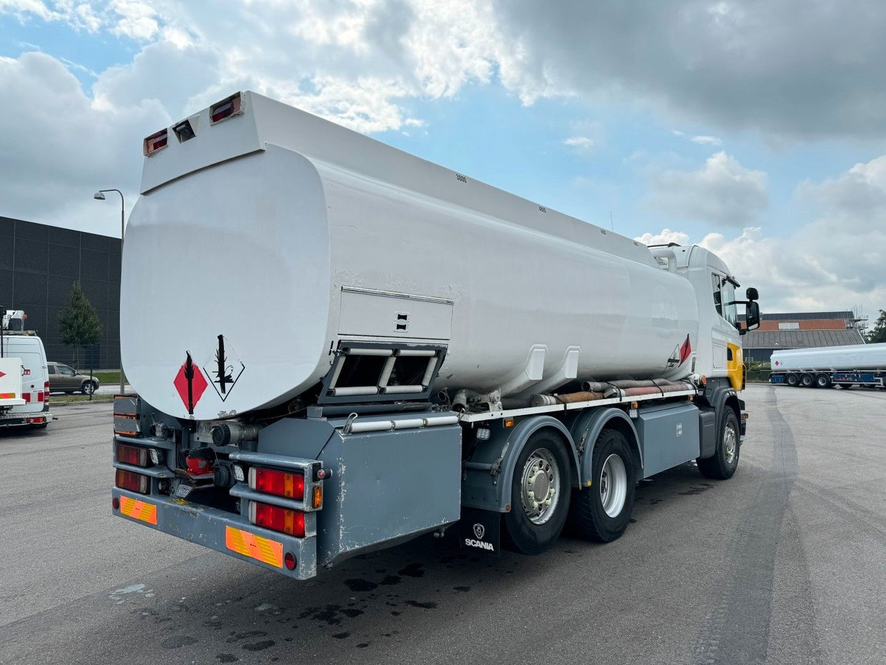 Scania R480 6x2*4 19.000 L ADR Tanktruck - Camião cisterna: foto 3 Scania R480 6x2*4 19.000 L ADR Tanktruck - Camião cisterna: foto 3