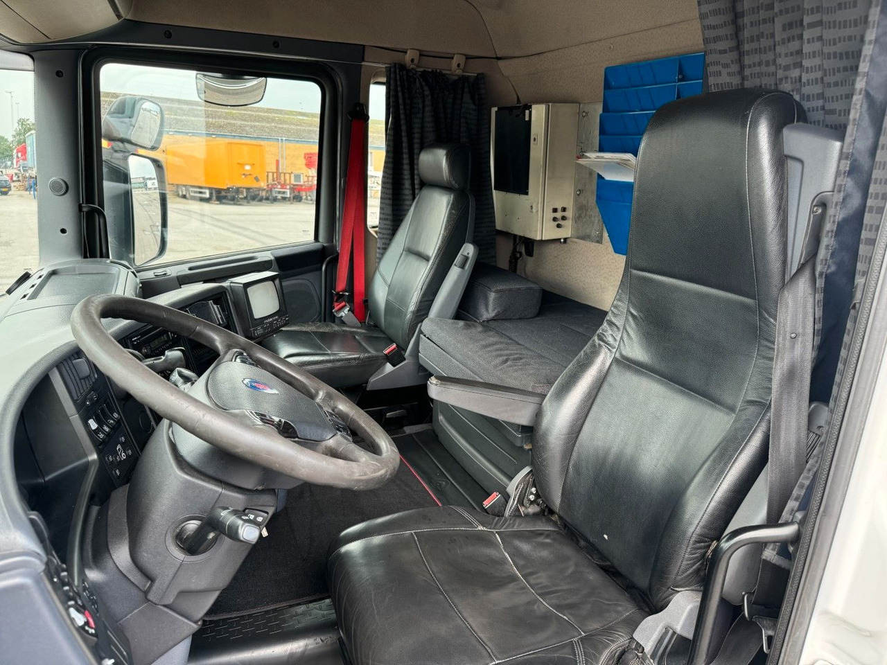 Scania R480 6x2*4 19.000 L ADR Tanktruck - Camião cisterna: foto 5 Scania R480 6x2*4 19.000 L ADR Tanktruck - Camião cisterna: foto 5