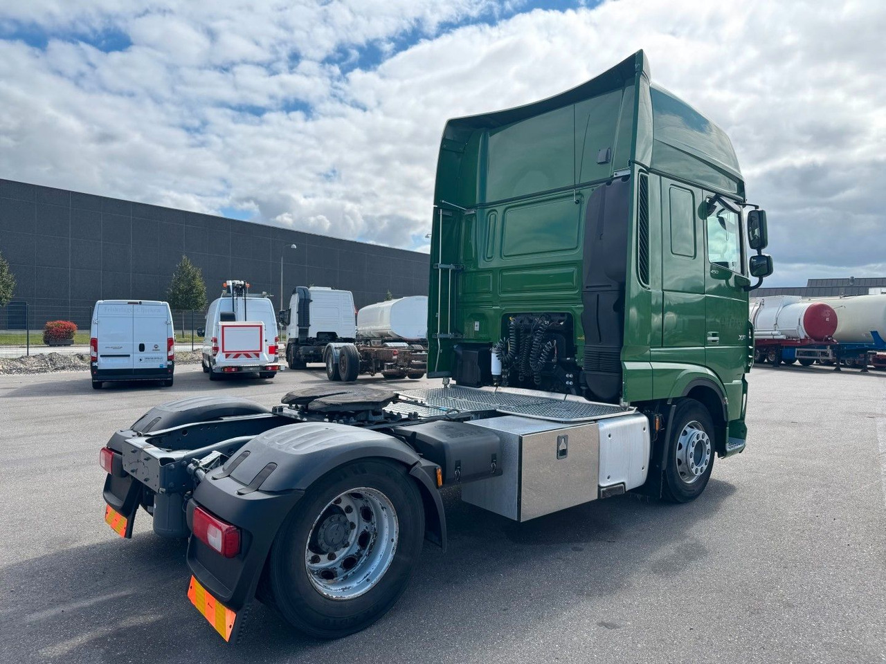 DAF XF 450 4x2 SSC Euro 6 - Tractor: foto 3 DAF XF 450 4x2 SSC Euro 6 - Tractor: foto 3