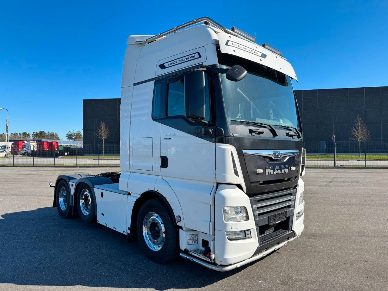 MAN TGX 26.500 6x2/2 XXL PerformanceLine - Tractor: foto 2 MAN TGX 26.500 6x2/2 XXL PerformanceLine - Tractor: foto 2