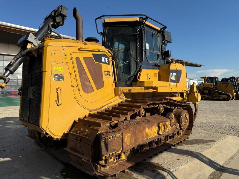 Caterpillar D7E - Buldôzer: foto 2 Caterpillar D7E - Buldôzer: foto 2