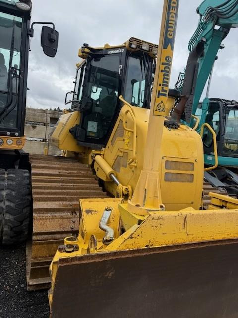 Komatsu D61PX-24 - Buldôzer: foto 1 Komatsu D61PX-24 - Buldôzer: foto 1