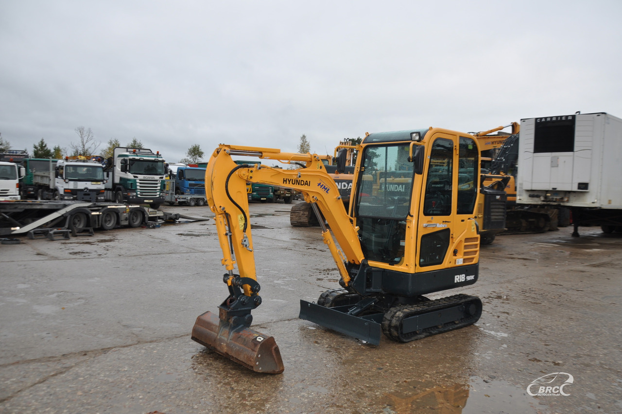 Hyundai R18-9AK - Mini escavadeira: foto 1 Hyundai R18-9AK - Mini escavadeira: foto 1