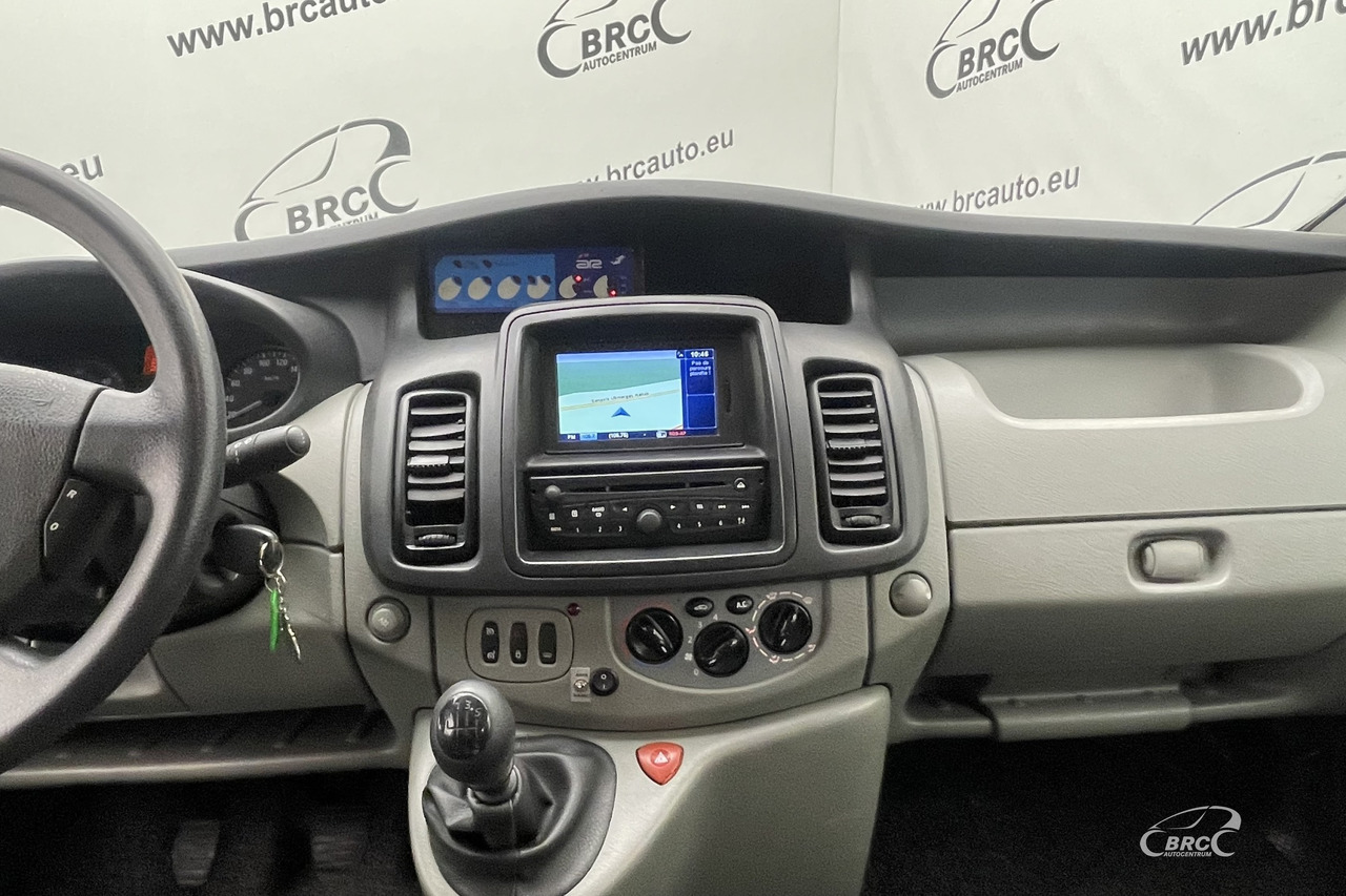 Campervan Opel Vivaro: foto 17