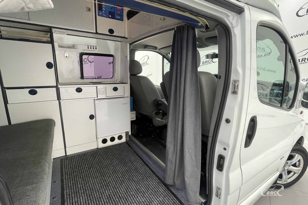 Campervan Opel Vivaro: foto 9