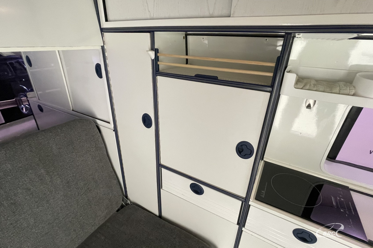 Campervan Opel Vivaro: foto 15