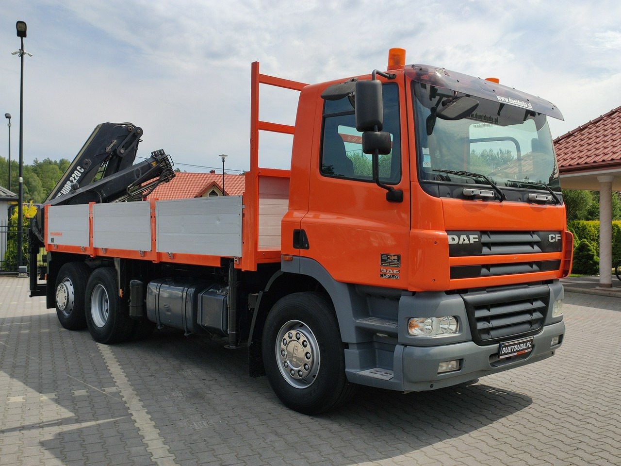 DAF CF 85.380 6x2 Oś Skrętna Skrzynia HDS HIAB 220C + Pilot - Camião de caixa aberta/ Plataforma, Camião grua: foto 4 DAF CF 85.380 6x2 Oś Skrętna Skrzynia HDS HIAB 220C + Pilot - Camião de caixa aberta/ Plataforma, Camião grua: foto 4