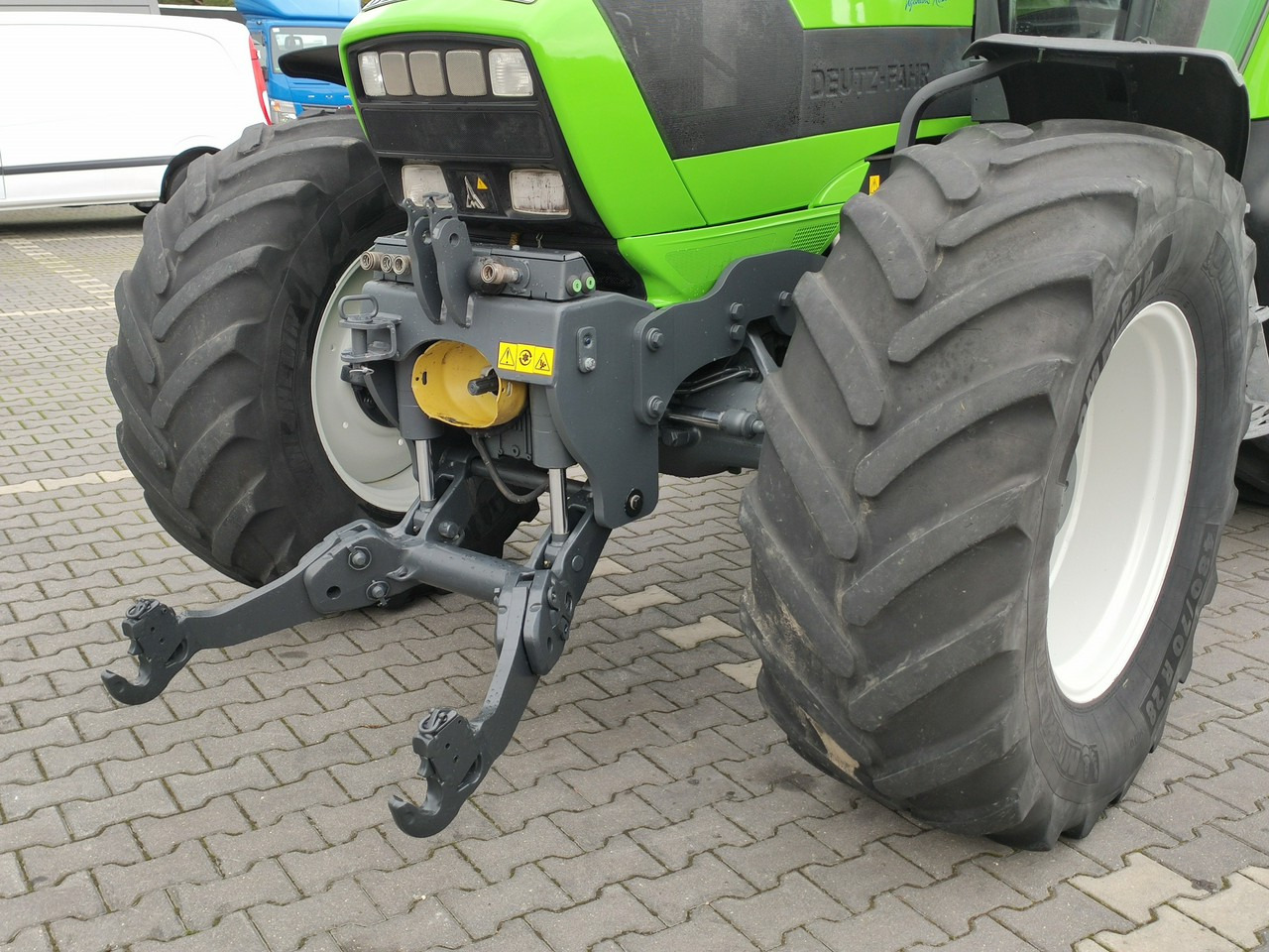 Deutz Fahr Agrotron M620 4x4 Przedni Tuz Wałek W.O.M Wyjścia do Przyczepy - Trator: foto 4 Deutz Fahr Agrotron M620 4x4 Przedni Tuz Wałek W.O.M Wyjścia do Przyczepy - Trator: foto 4