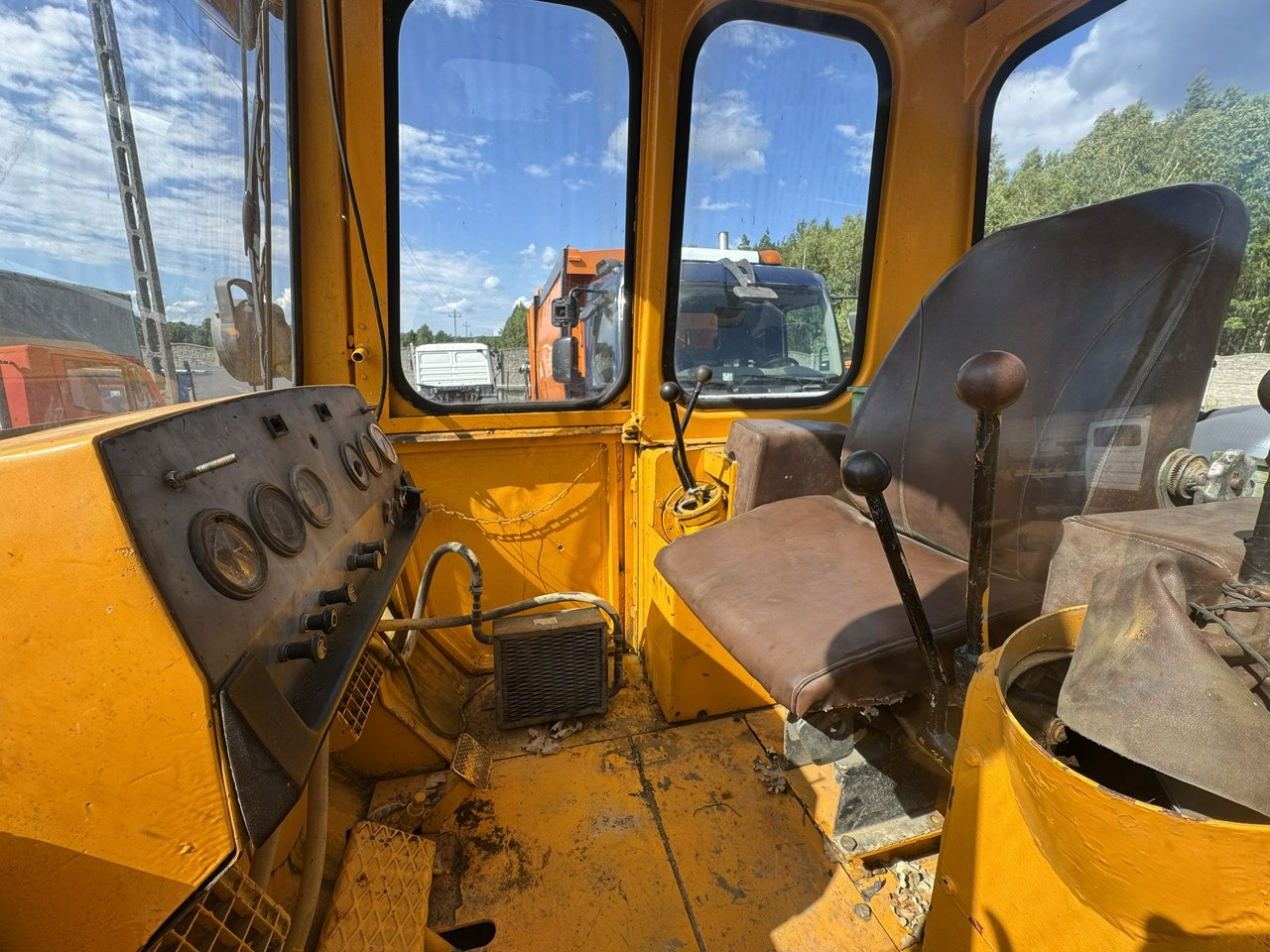 Locação financeira de Hanomag Zrywak Waga-18ton w Pełni Sprawny do Pracy K12c Hanomag Zrywak Waga-18ton w Pełni Sprawny do Pracy K12c: foto 12