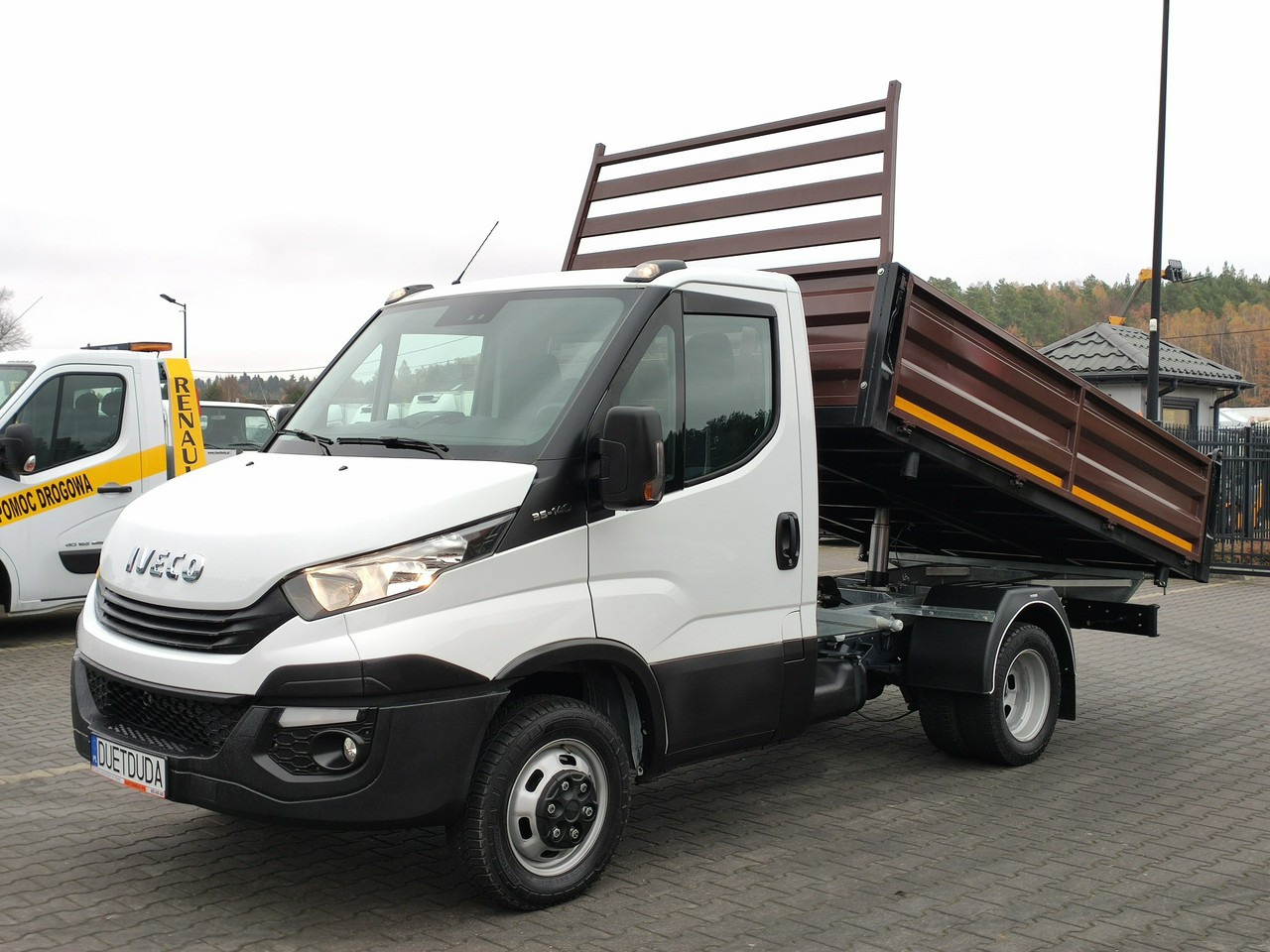 Iveco Daily 35C14 - Carrinha basculante: foto 2 Iveco Daily 35C14 - Carrinha basculante: foto 2