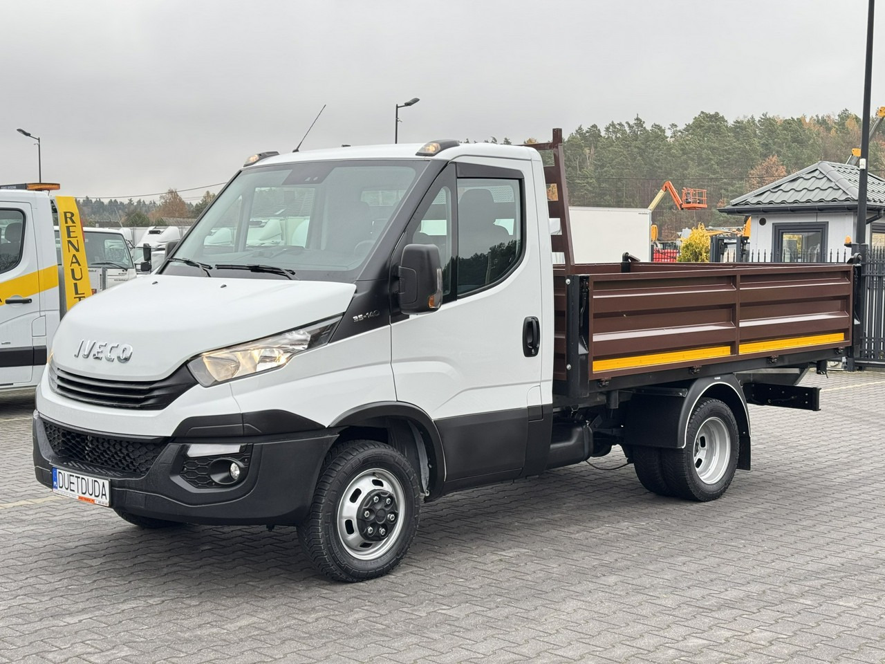 Iveco Daily 35C14 - Carrinha basculante: foto 5 Iveco Daily 35C14 - Carrinha basculante: foto 5