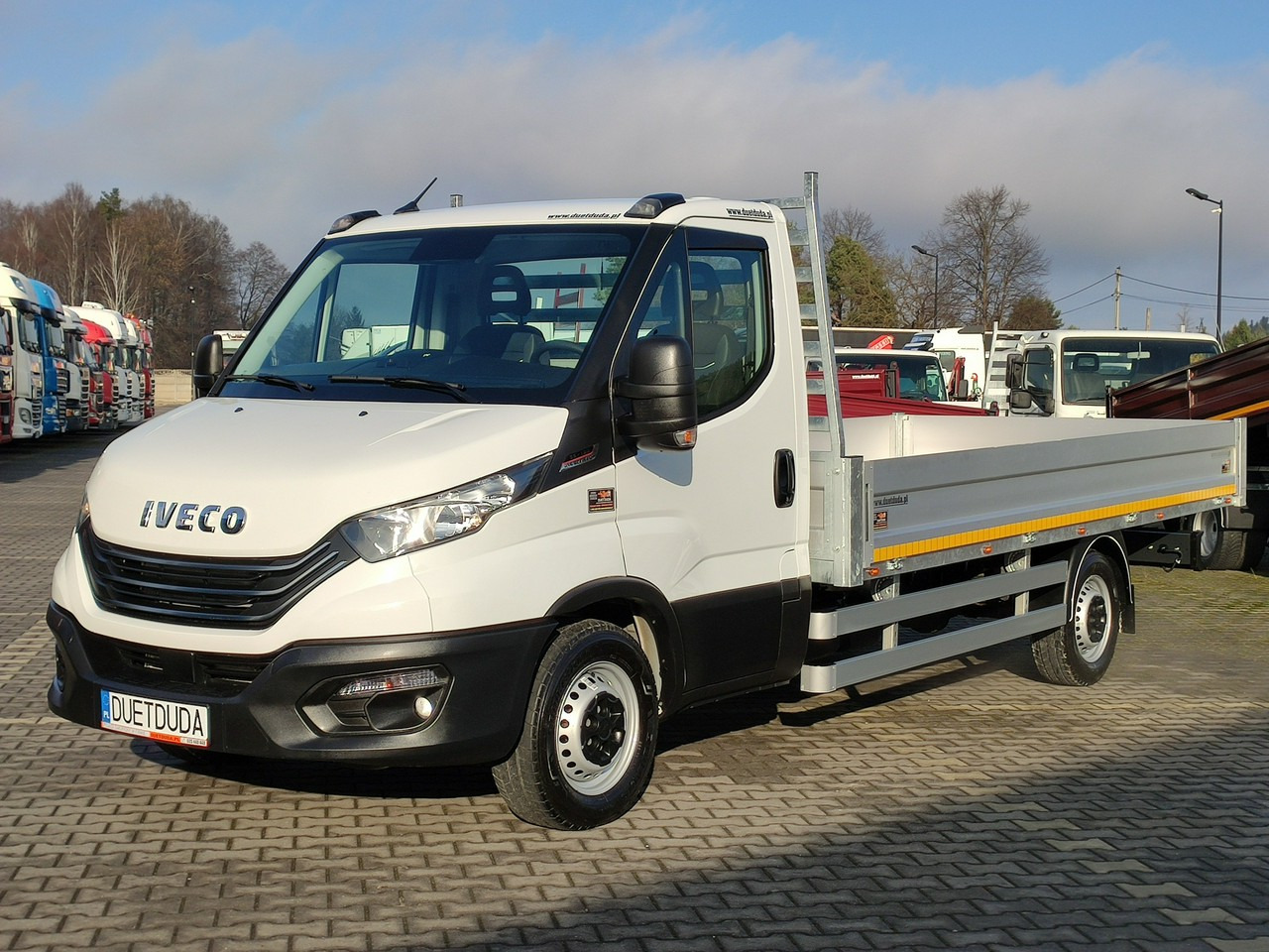 Iveco Daily 35S16 V - Carrinha de caixa aberta: foto 2 Iveco Daily 35S16 V - Carrinha de caixa aberta: foto 2