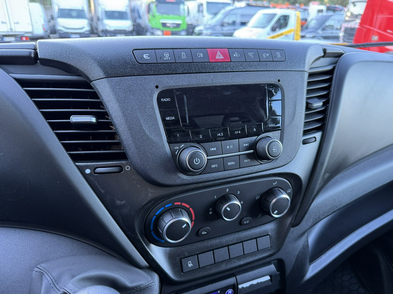 Carrinha frigorífica Iveco Daily 35S16 V: foto 31