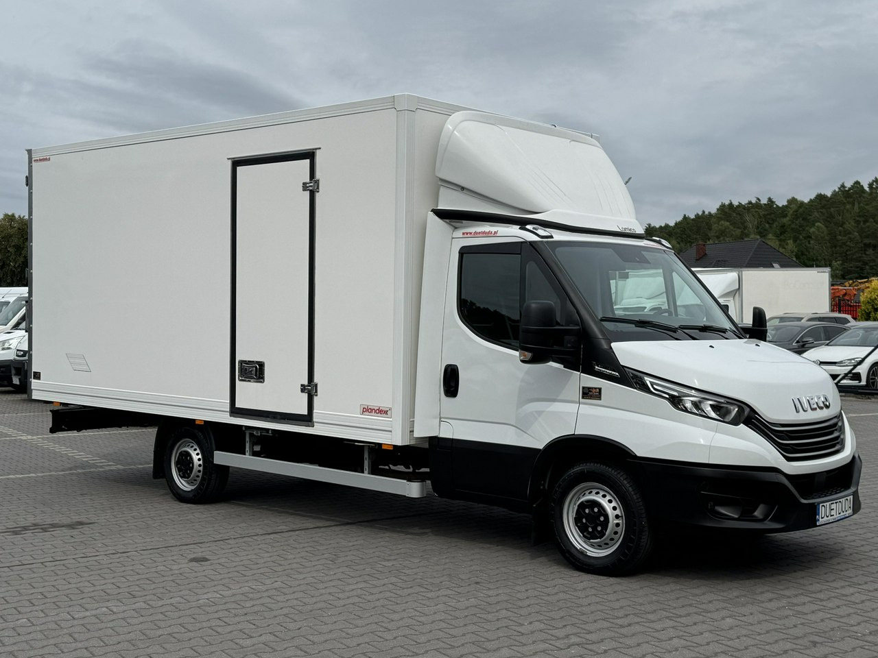 Iveco Daily 35S18 H - Carrinha de contentor: foto 1 Iveco Daily 35S18 H - Carrinha de contentor: foto 1