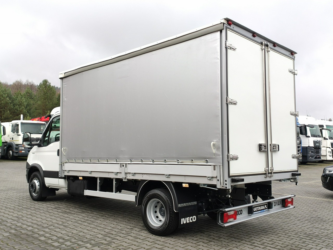 Iveco Daily 70C17 Firana Tył Drzwi Zadbany w Pełni Sprawny Super Stan - Carrinha de lona: foto 5 Iveco Daily 70C17 Firana Tył Drzwi Zadbany w Pełni Sprawny Super Stan - Carrinha de lona: foto 5