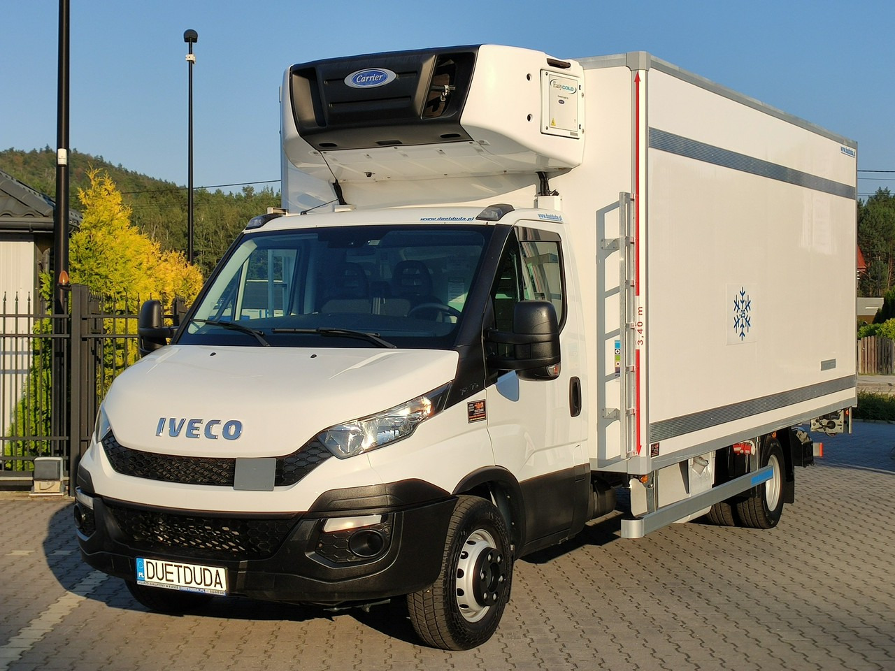 Iveco Daily 70C17 Mroźnia Ściana Grodziowa Multitemperatura - Carrinha frigorífica: foto 5 Iveco Daily 70C17 Mroźnia Ściana Grodziowa Multitemperatura - Carrinha frigorífica: foto 5