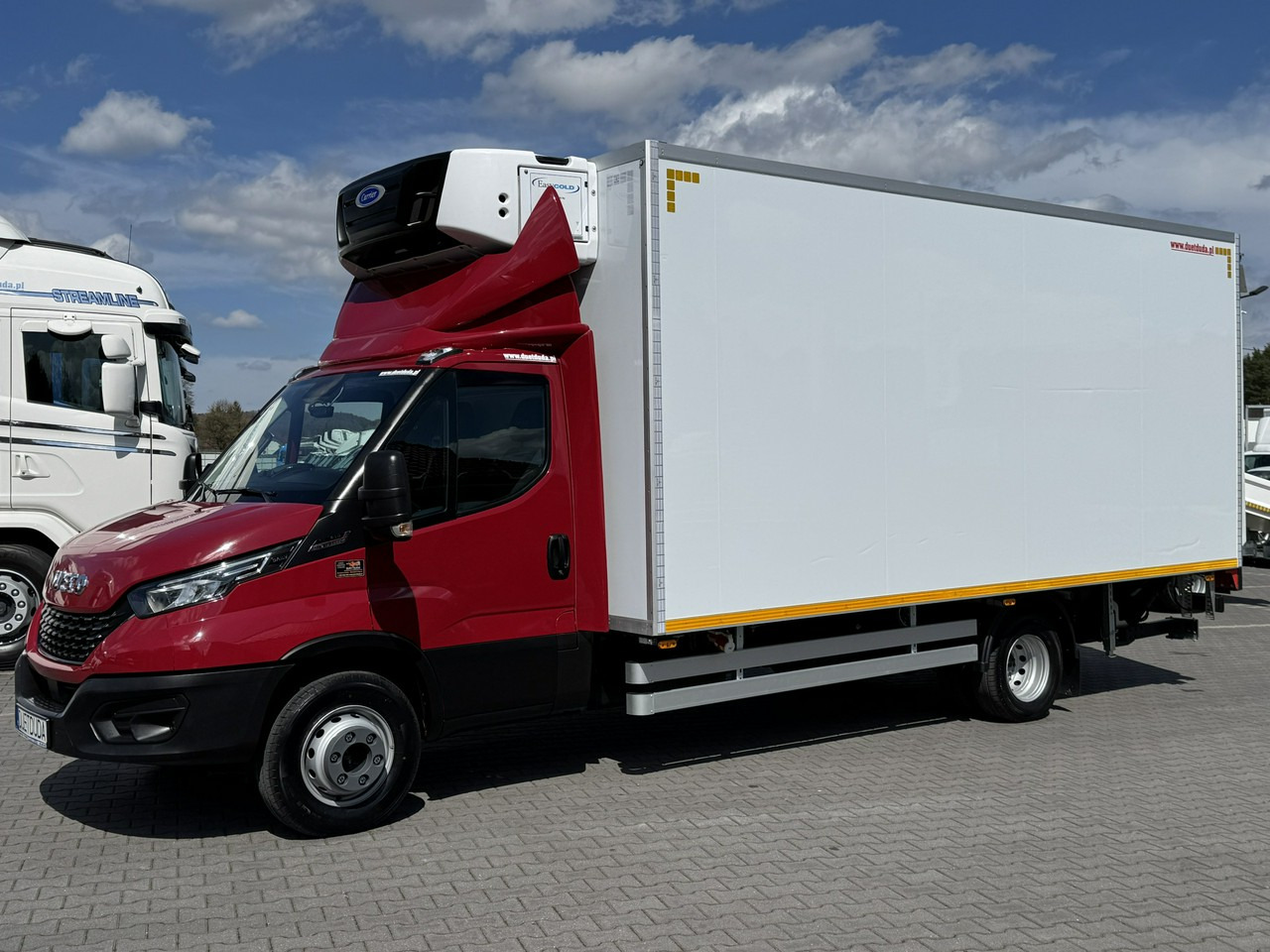 Iveco Daily 72C21 Mroźnia HI-MATIC Ściana Grodziowa Multitemperatura - Carrinha frigorífica: foto 3 Iveco Daily 72C21 Mroźnia HI-MATIC Ściana Grodziowa Multitemperatura - Carrinha frigorífica: foto 3