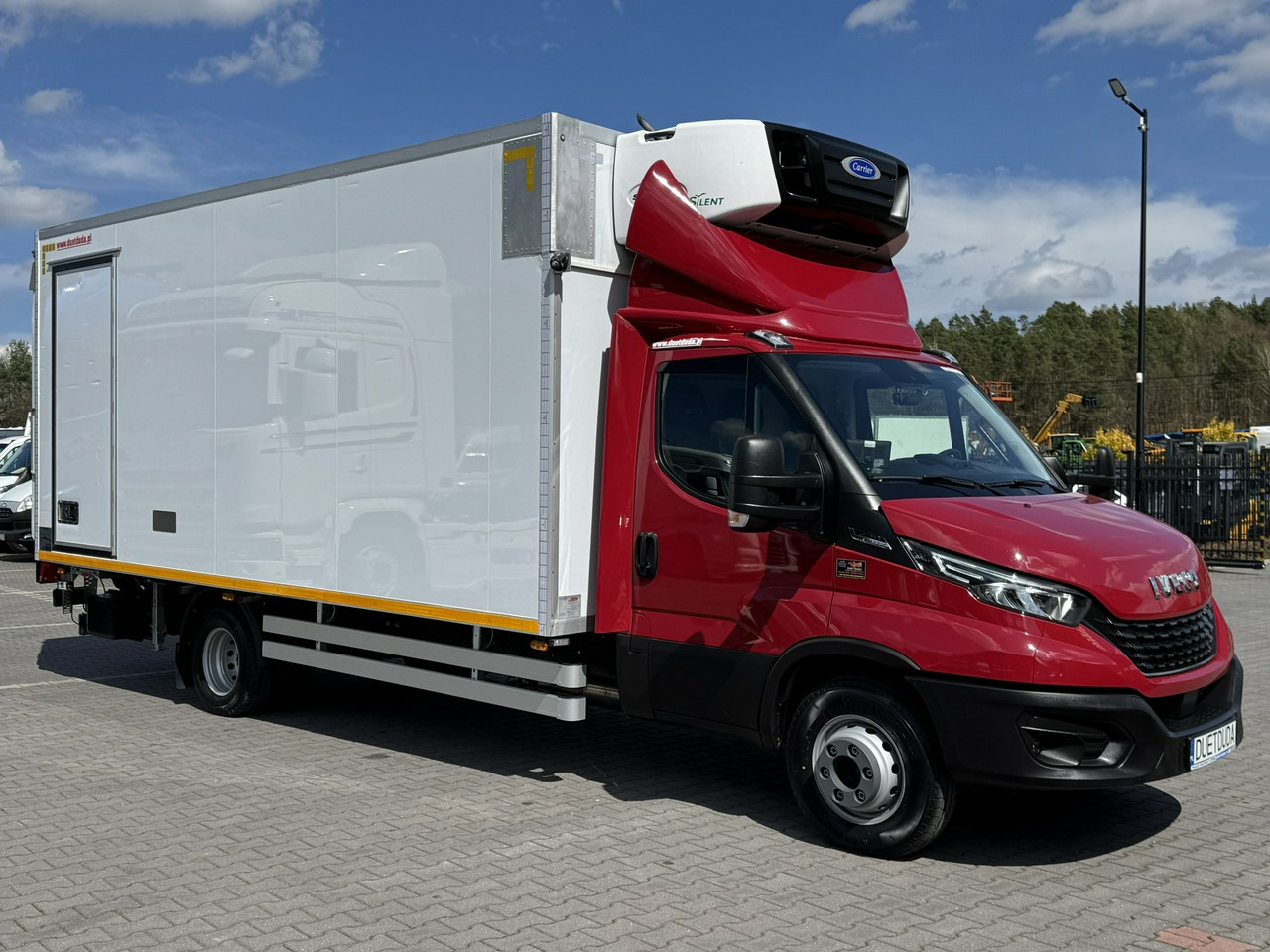 Iveco Daily 72C21 Mroźnia HI-MATIC Ściana Grodziowa Multitemperatura - Carrinha frigorífica: foto 2 Iveco Daily 72C21 Mroźnia HI-MATIC Ściana Grodziowa Multitemperatura - Carrinha frigorífica: foto 2